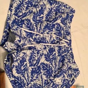 Columbia women’s performance fishing gear shorts. Royal Blue and white